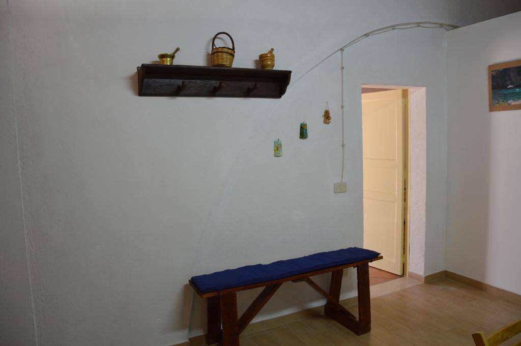 הוילה קוסטונאצ'י Casa Vacanze Scurati חדר תמונה