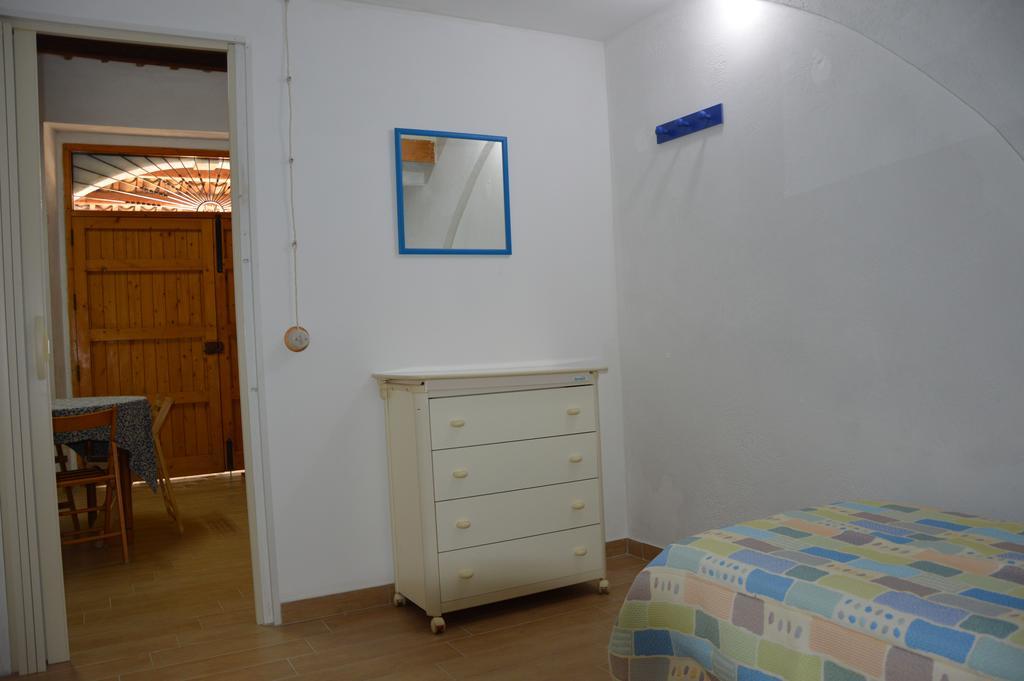 הוילה קוסטונאצ'י Casa Vacanze Scurati חדר תמונה