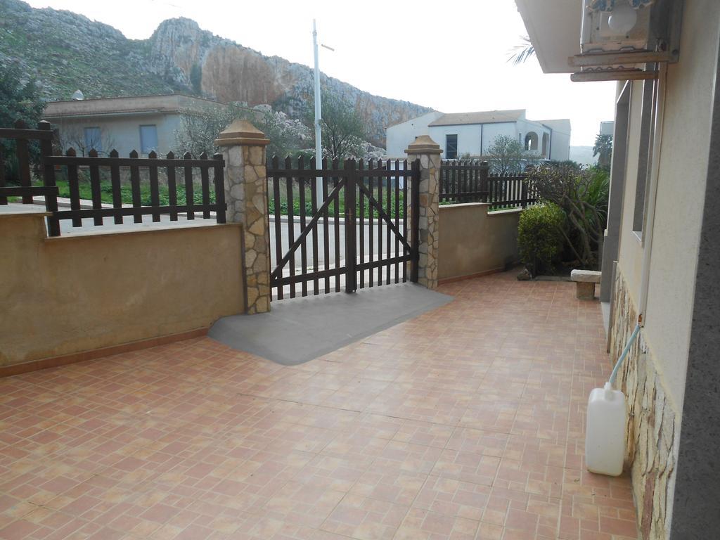 הוילה קוסטונאצ'י Casa Vacanze Scurati חדר תמונה